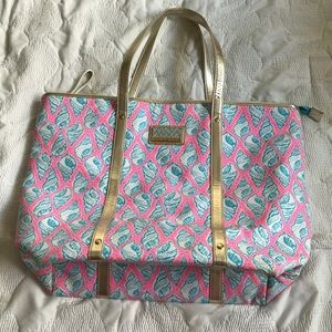 BARELY USED Lilly Pulitzer A Little Tipsy Tote